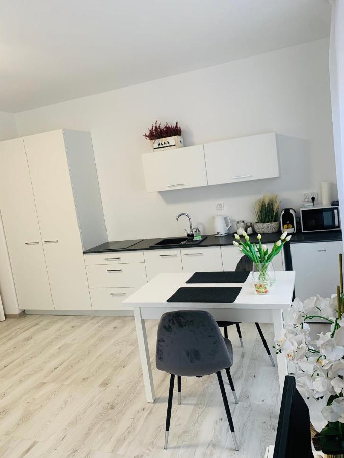 Apartament Walczaka 22 Miejsce Parkingowe Gorzow Wielkopolski Exterior photo